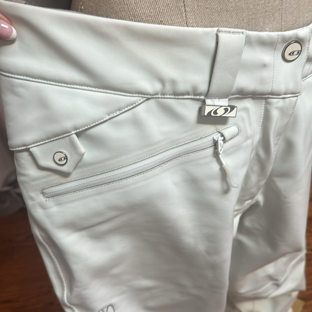 Excellent condition women’s ski pants from Salomon. - Picture 4 of 4